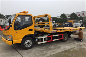 石柱哪里有拖车服务