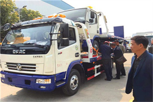 石柱汽车道路救援拖车价格